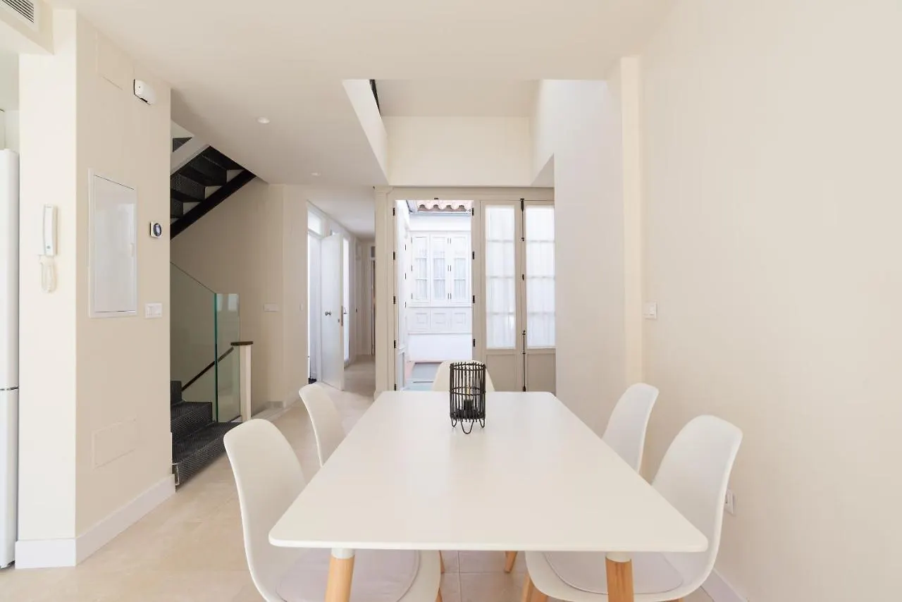 Urbe10 Carreteria Big Terrace Suite Malaga 0*,  Spain